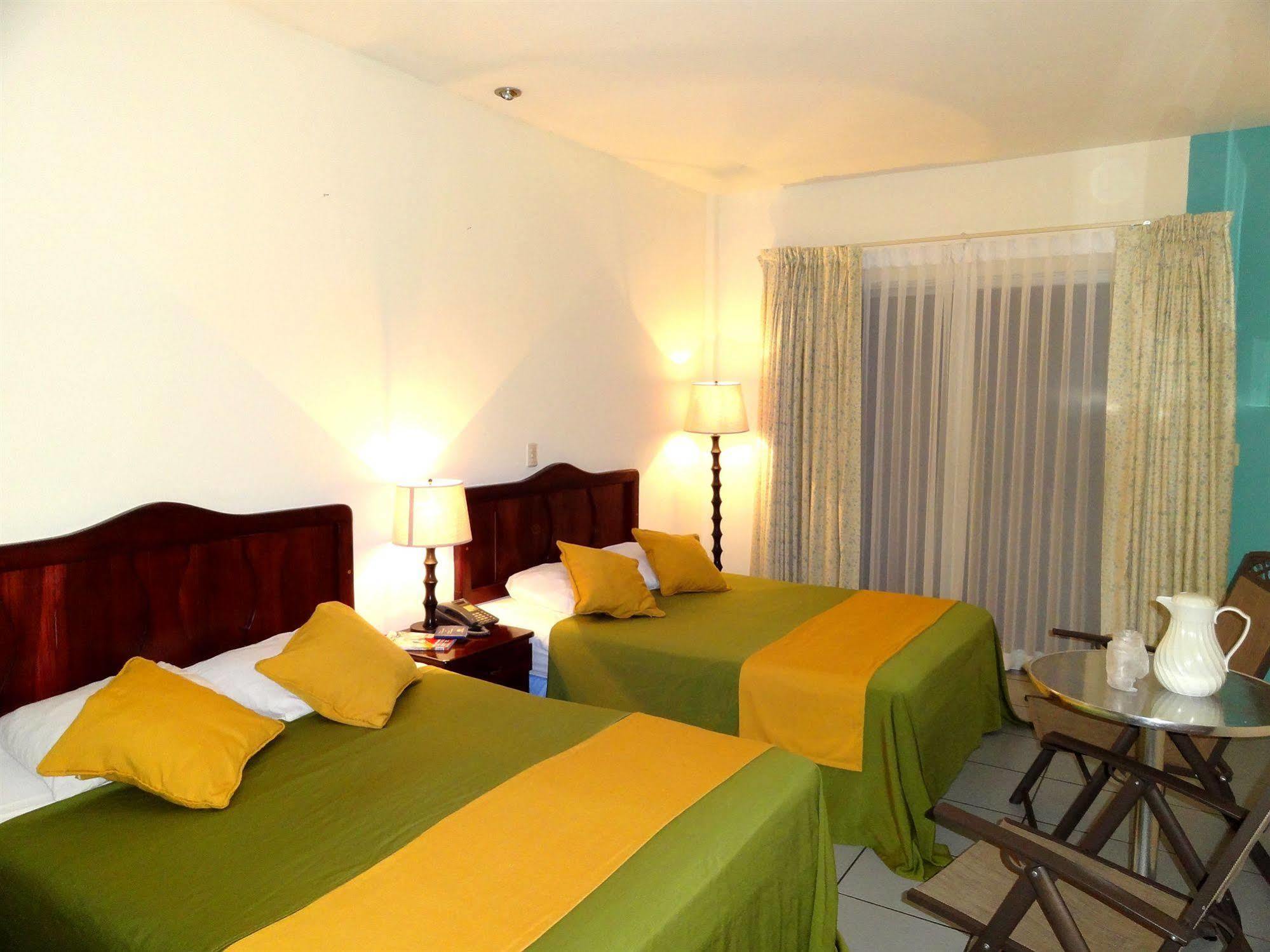 Hotel Costa Azul County Beach Puerto Cortes Extérieur photo